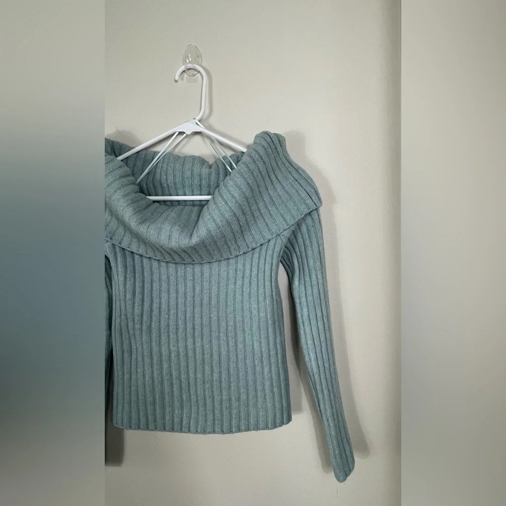 Off-The-Shoulder Sweater Top Blue Ribbed Women's Size S NWT - Picture 5 of 13